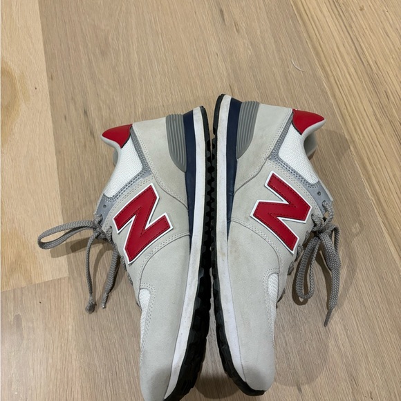 New Balance 574 in size 11.5 men’s - Picture 2 of 6